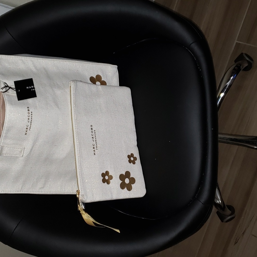 Marc Jacobs tote - Picture 3 of 17